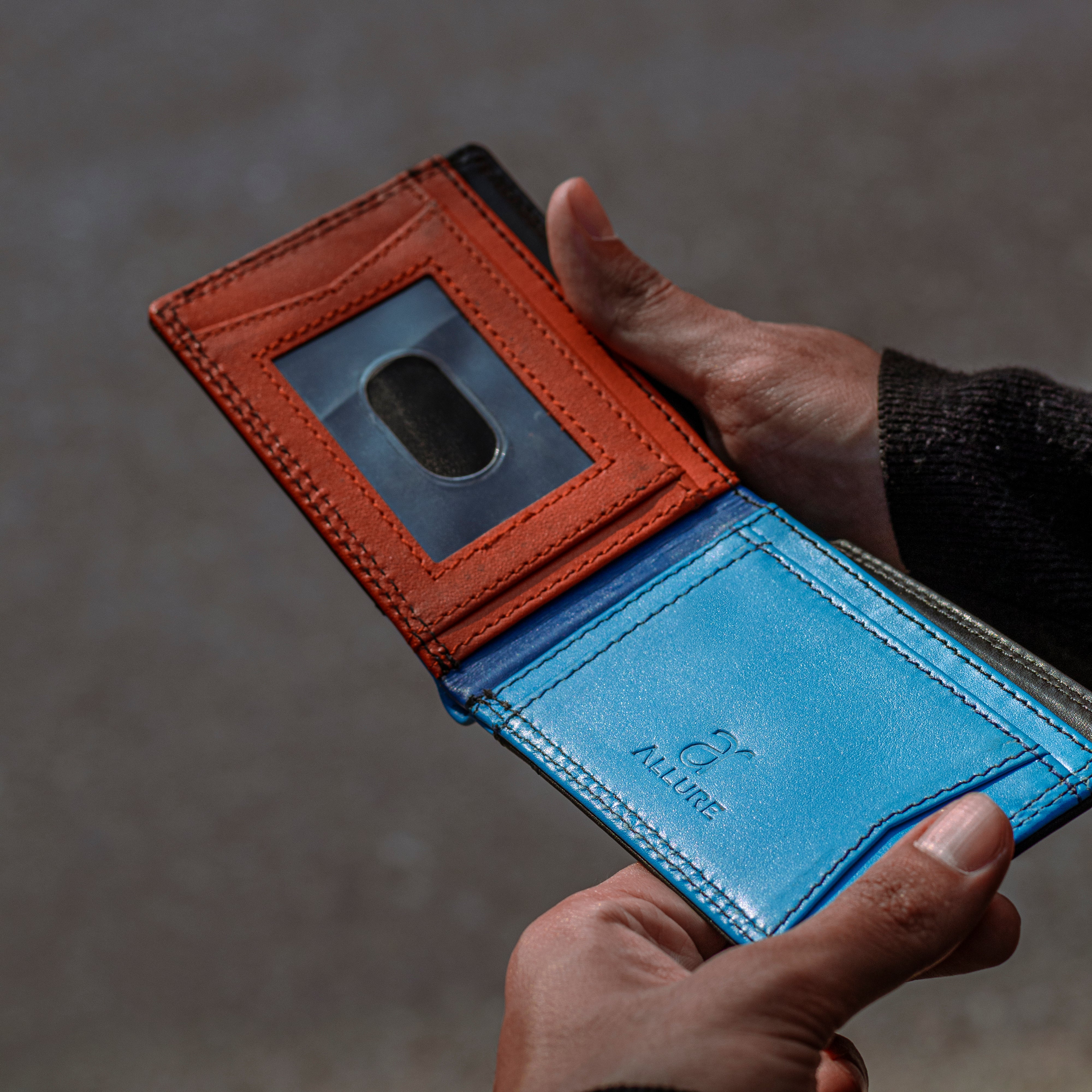 Pilot Serenity Bifold Wallet
